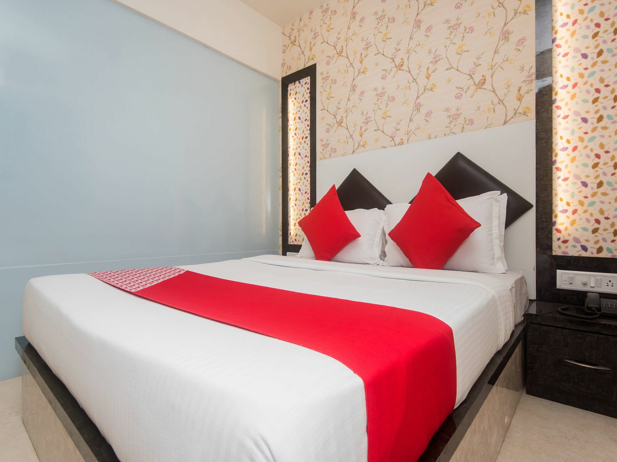Fabexpress Veera Residency Hotel Mumbai Exterior photo